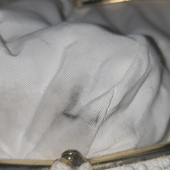 Vintage White Beaded Clutch - Picture 4 of 4